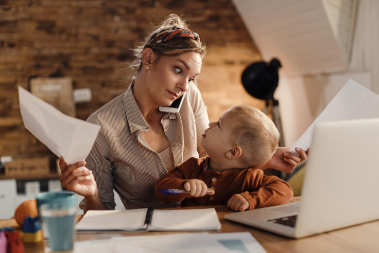 The role of investments in building wealth and supporting your budget